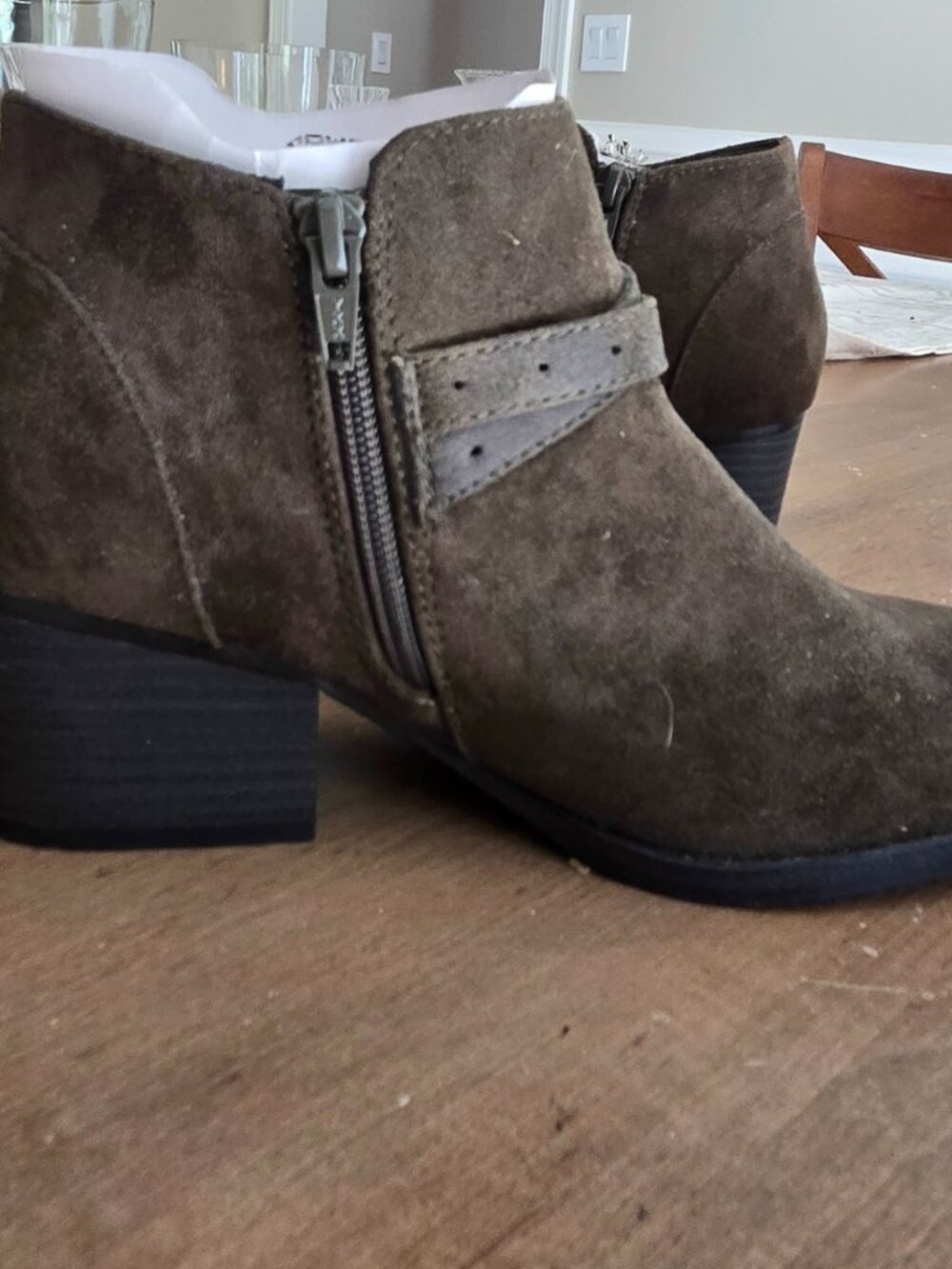 Suede boot - Picture 3 of 4